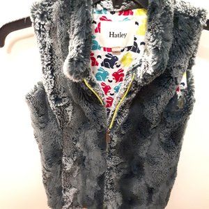 Hatley faux fur grey sleeveless zipper vest girl size 8